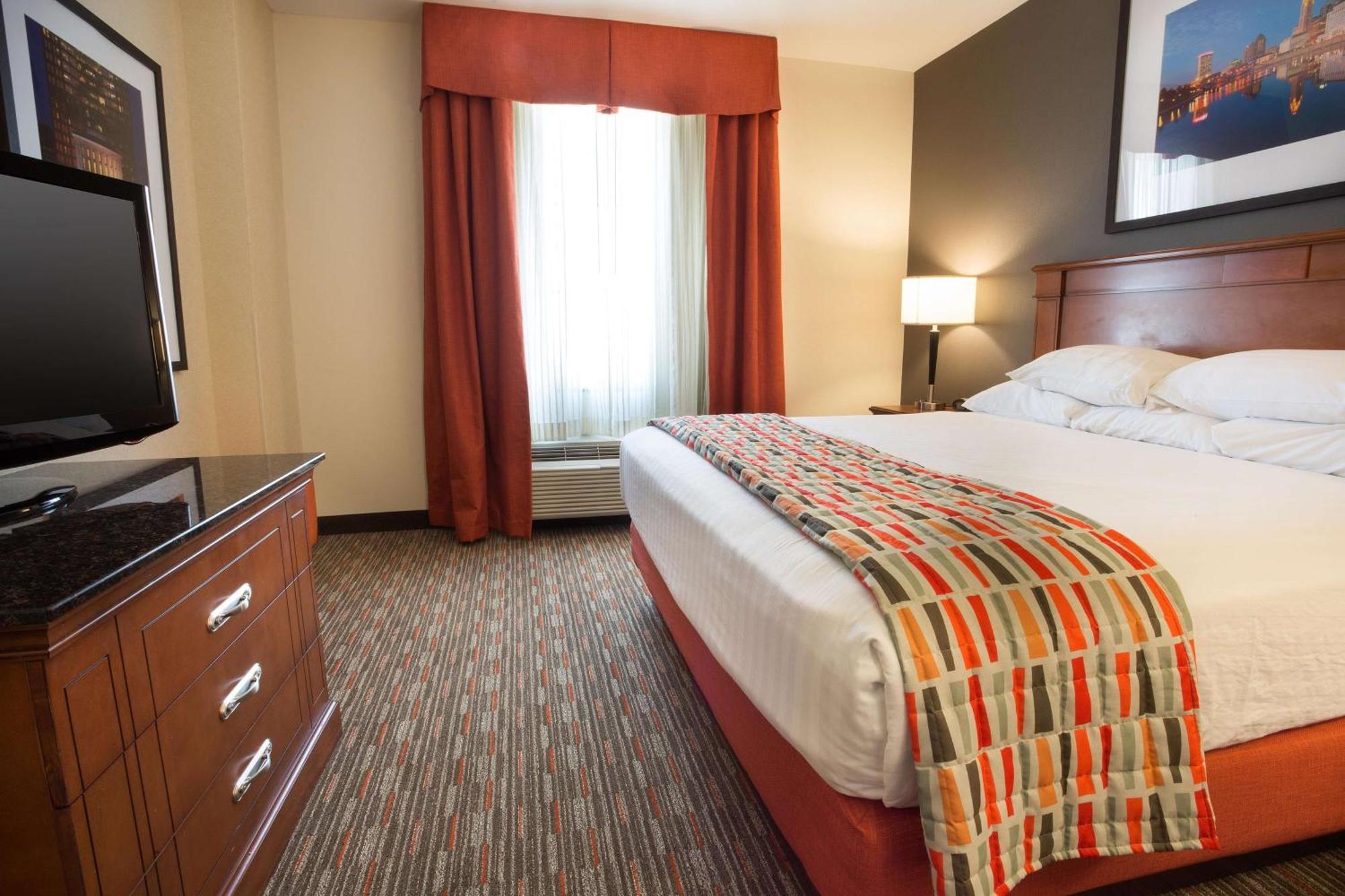 Drury Inn & Suites Columbus Grove City Exteriör bild