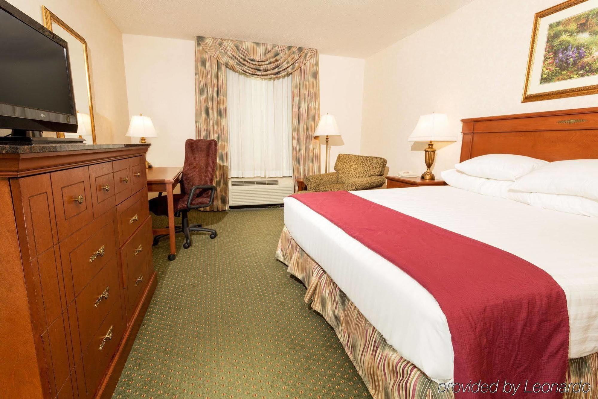 Drury Inn & Suites Columbus Grove City Exteriör bild